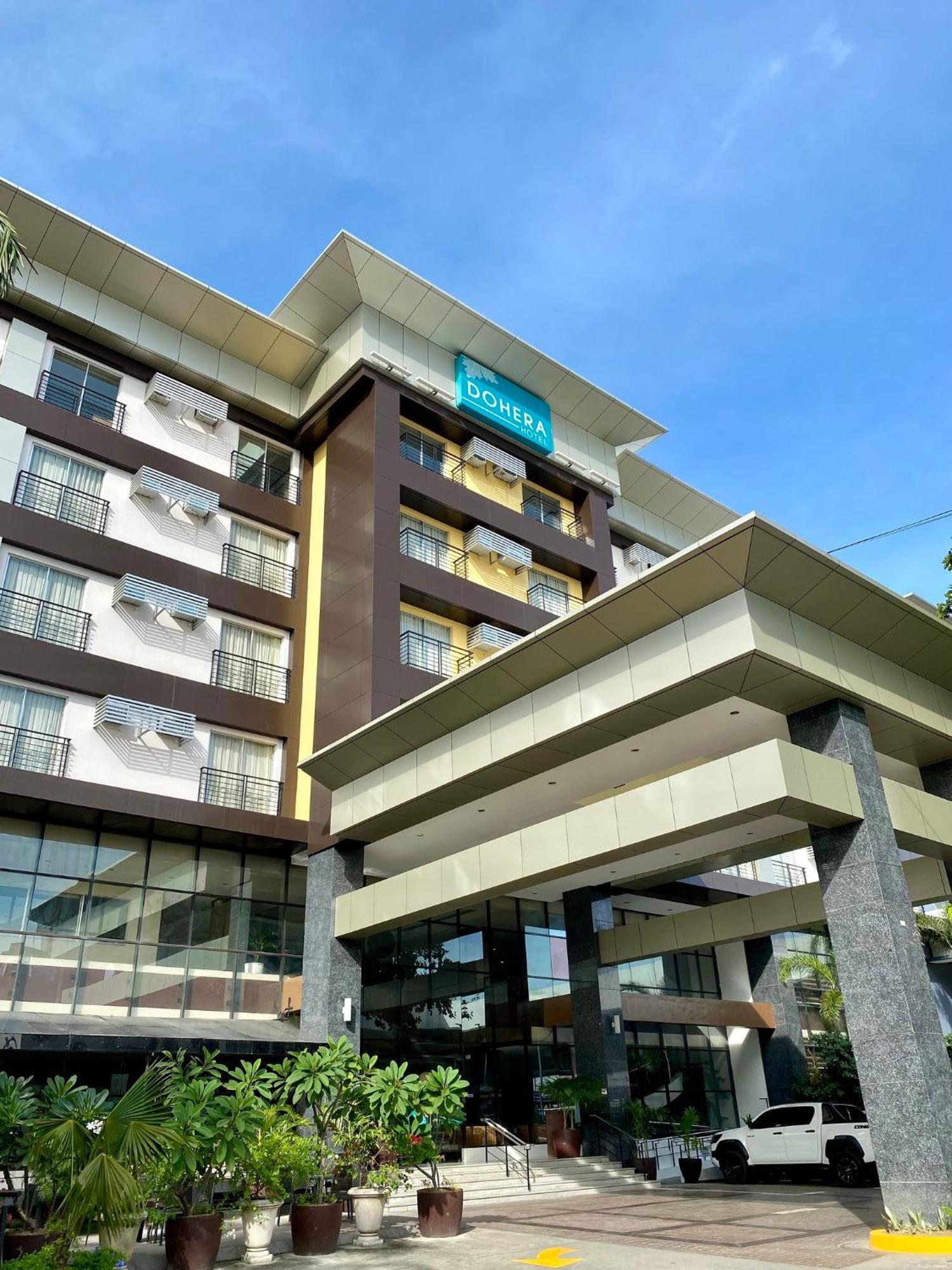 Dohera Hotel Cebu Esterno foto