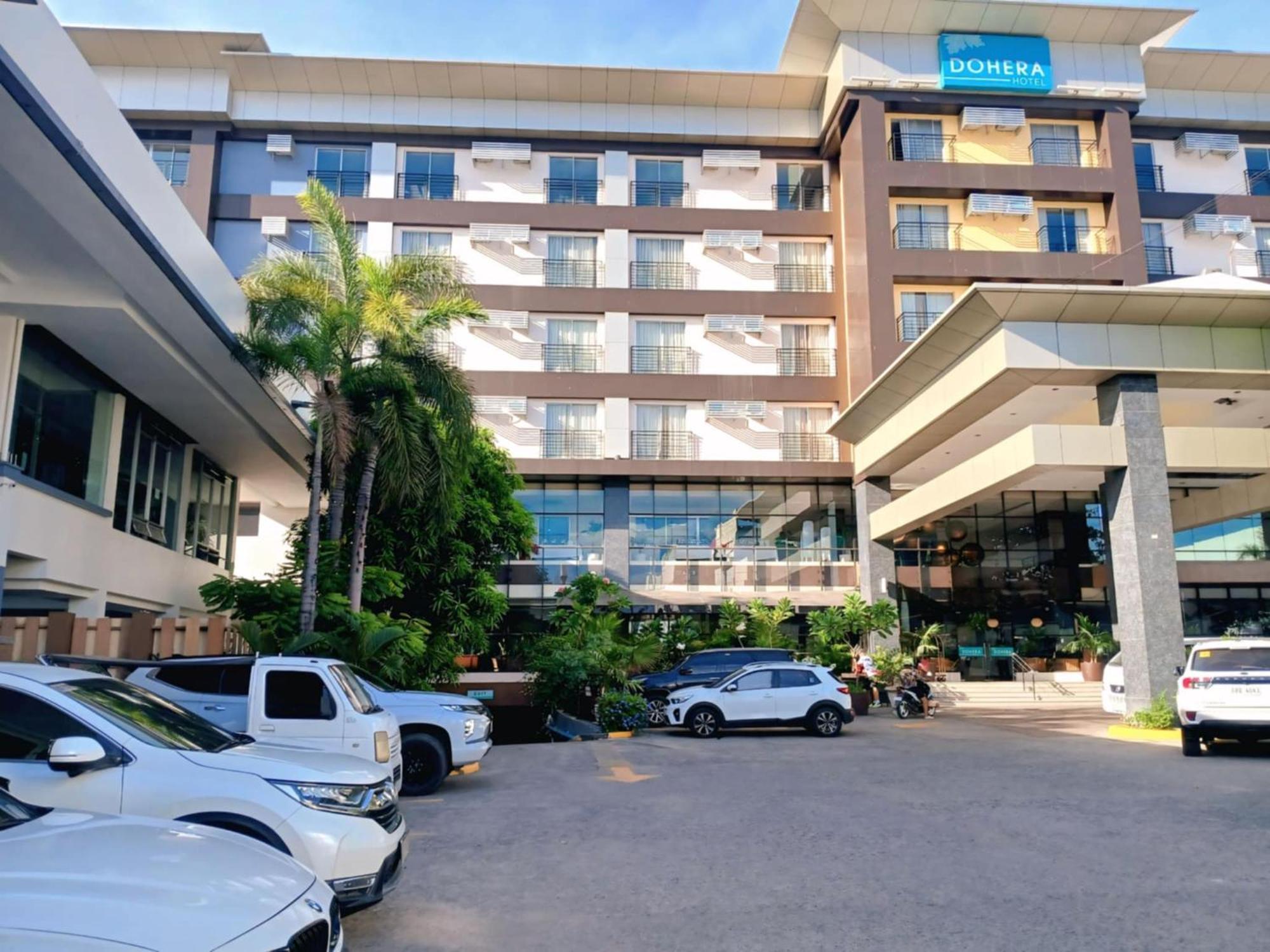 Dohera Hotel Cebu Esterno foto